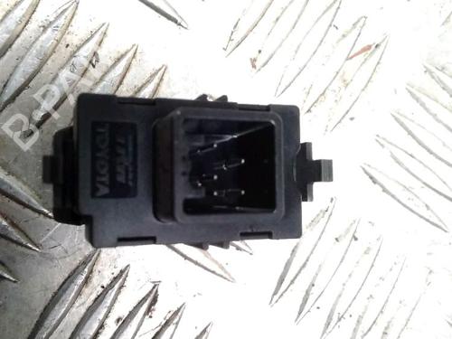 Used Switch FORD FIESTA VI (CB1, CCN) 1.4 TDCi (68 hp) 14448810