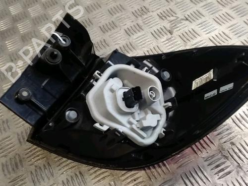 Used Right taillight RENAULT CAPTUR I (J5_, H5_) 1.5 dCi 110 (110 hp) 15396523