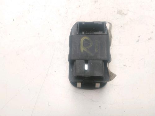 Used Left front window switch PEUGEOT 206 Hatchback (2A/C) 1.4 HDi eco 70 (68 hp) 12538594