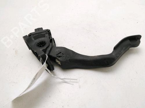 Used Pedal PEUGEOT 308 I (4A_, 4C_) 1.6 HDi (109 hp) 30482925