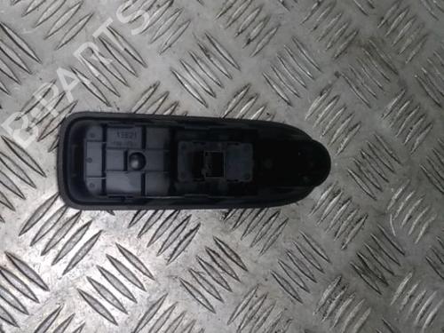 Used Switch PEUGEOT 308 I (4A_, 4C_) 1.6 HDi (109 hp) 13215109