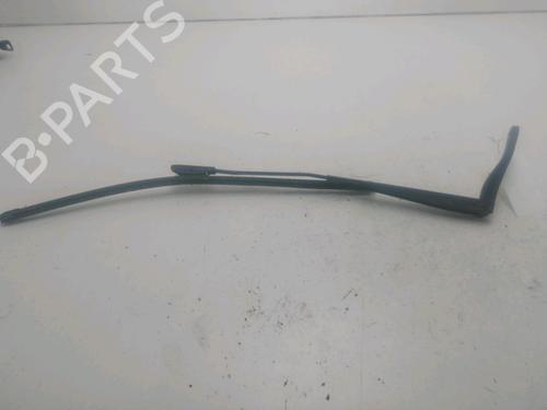 Used Front windshield wiper arm RENAULT MEGANE III Hatchback (BZ0/1_, B3_) 1.6 dCi (BZ00, BZ12, BZ13) (130 hp) 25981505