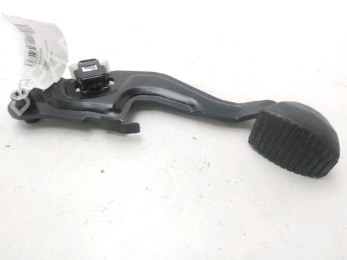 Used Break pedal PEUGEOT 208 I (CA_, CC_) 1.2 VTI 82 (82 hp) 21135995