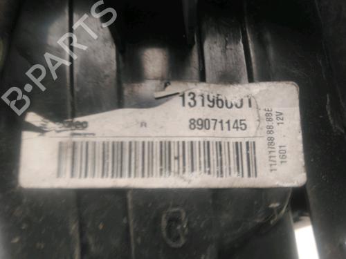 Højre baglygte OPEL MERIVA A MPV (X03) 1.7 CDTI (E75) (100 hp) 28504238