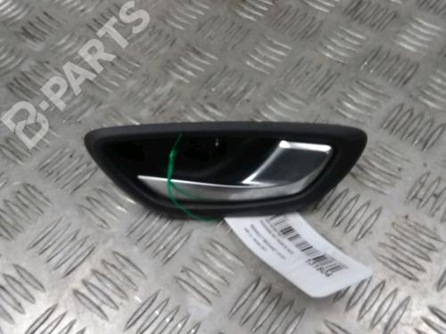 Używane Klamka wewnętrzna drzwi przednich prawych RENAULT MEGANE IV Hatchback (B9A/M/N_) 1.5 Blue dCi 95 (B9A2, B9A6) (95 hp) 11996838