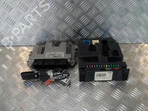 Used Engine control unit (ECU) PEUGEOT 308 I (4A_, 4C_) 1.6 HDi (90 hp) 13456730