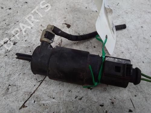 Used Washer pump Washer pump 15760453 15760453