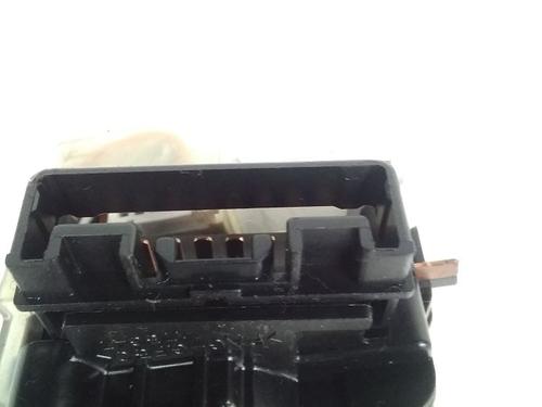 Used Steering column stalk TOYOTA RAV 4 II (_A2_) 2.0 4WD (ACA21, ACA20) (150 hp) 15752681