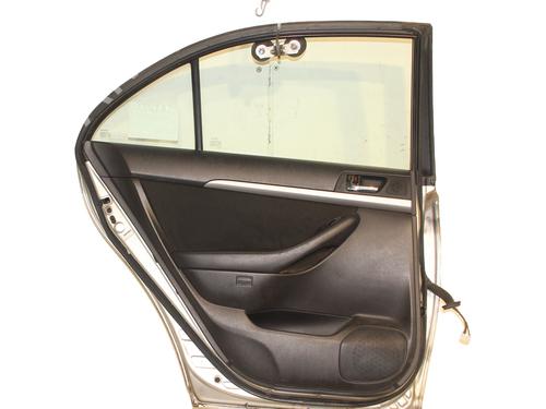 Porta trás esquerda Porta trás esquerda TOYOTA AVENSIS (_T25_) 2.0 D-4D (ADT250_, ADT250R) (126 hp) 31372396 31372396