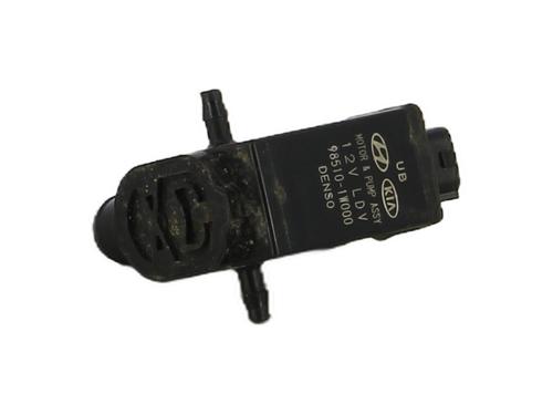 Used Washer pump Washer pump HYUNDAI TUCSON (TL, TLE) 1.7 CRDi (116 hp) 32715933 32715933