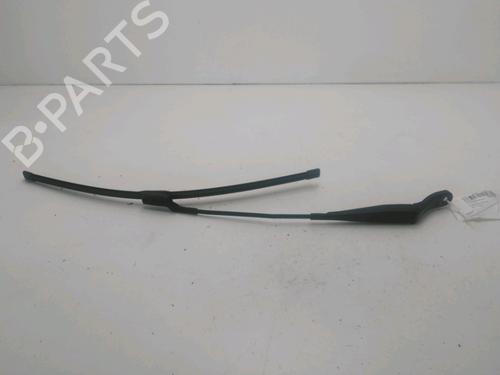 Used Front windshield wiper arm PEUGEOT 208 I (CA_, CC_) 1.6 HDi / BlueHDi 75 (75 hp) 23505917