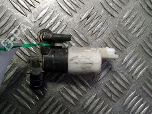 Used Washer pump RENAULT MEGANE II (BM0/1_, CM0/1_) 1.5 dCi (BM1E, CM1E) (106 hp) 17869682
