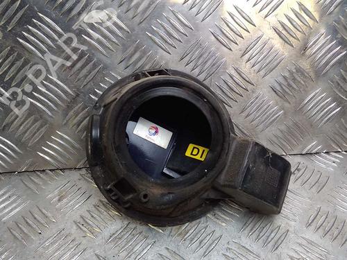 Fuel flap PEUGEOT 208 I (CA_, CC_) 1.6 HDi | BP15746177C131