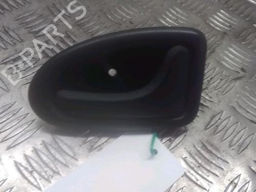 Used Front right interior door handle RENAULT TRAFIC II Van (FL) 2.5 dCi 145 (FL0J) (146 hp) 13081090