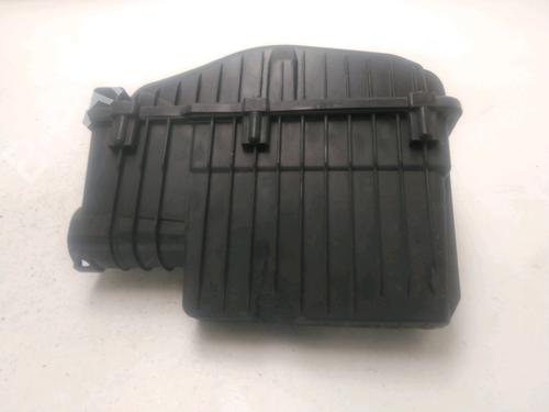 Used Air filter box Air filter box PEUGEOT 208 I (CA_, CC_) 1.2 VTI 82 (82 hp) 27268238 27268238