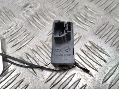 Used Switch Switch PEUGEOT 407 (6D_) 2.0 HDi 135 (6DRHRH, 6DRHRE, 6DRHRG, 6DRHRJ) (136 hp) 13112463 13112463