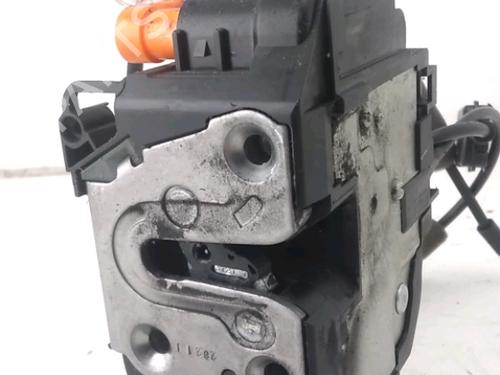 Used Front left lock Front left lock 37083901 37083901
