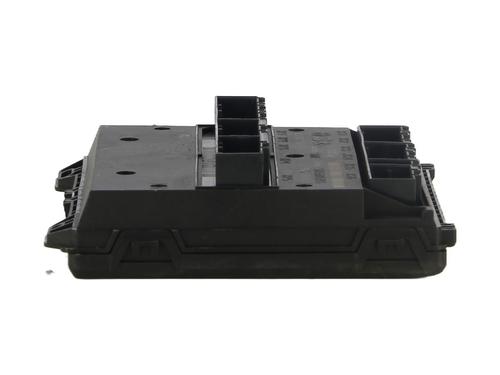 Fuse box SKODA FABIA II (542) 1.4 TDI | BP37062355E1 - Image 2