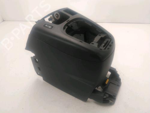 Used Middle console RENAULT GRAND SCÉNIC III (JZ0/1_) 1.5 dCi (JZ09, JZ0D, JZ10, JZ14, JZ1G, JZ29, JZ2C) (110 hp) 26197655