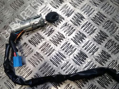Used Ignition barrel PEUGEOT 206 Hatchback (2A/C) 1.4 i (75 hp) 15276926