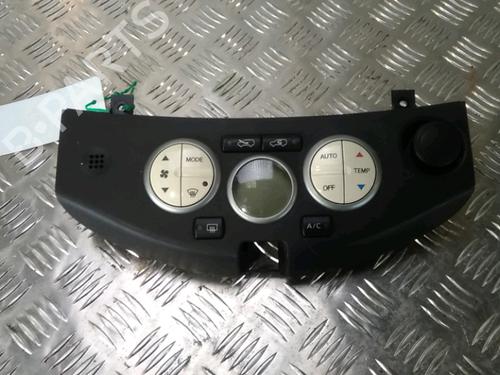 Used Climate control NISSAN MICRA III (K12) 1.5 dCi (86 hp) 13418724