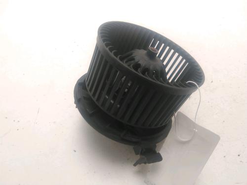 Used Heater blower motor RENAULT CLIO III (BR0/1, CR0/1) 1.5 dCi (C/BR0G, C/BR1G) (68 hp) 23647562