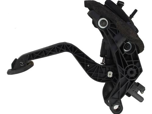 Used Clutch pedal FORD FIESTA VI (CB1, CCN) 1.5 TDCi (75 hp) 32038609