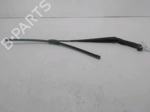 front-windshield-wiper-arm-renault-kadjar-ha_-hl_-2015-28159917 main image