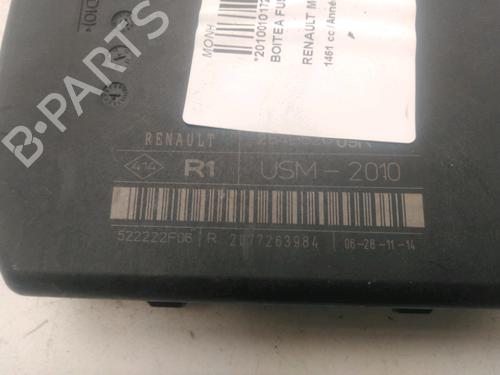Used Fuse box RENAULT MEGANE III Grandtour (KZ0/1) 1.5 dCi (KZ09, KZ0D, KZ1G, KZ29, KZ14, KZ1W, KZ10, KZ1F,... (110 hp) 23065448