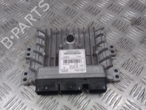Used Engine control unit (ECU) Engine control unit (ECU) RENAULT MEGANE III Coupe (DZ0/1_) 1.5 dCi (DZ0C, DZ1A) (90 hp) 13077843 13077843