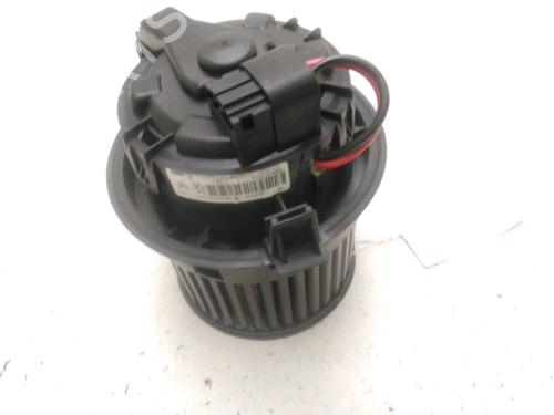Heater blower motor CITROËN C3 III (SX) 1.2 THP 110 (SXHNPS, SXHNZT, SXHNZ6) | BP29319504M62 