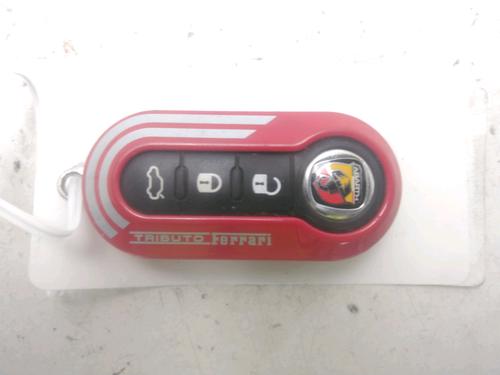 Clé de contact ABARTH 500 / 595 / 695 1.4 (312.AXF11, 312.AXF1A) (180 hp) 29577976