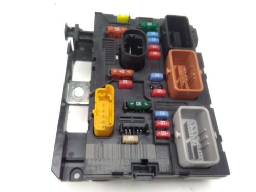 Used Fuse box PEUGEOT 207 (WA_, WC_) 1.6 HDi (90 hp) 17784097