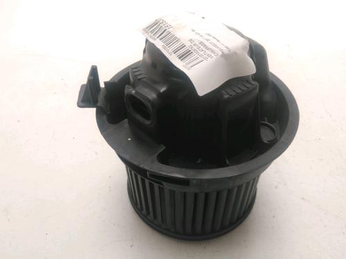 Used Heater blower motor PEUGEOT 207 (WA_, WC_) 1.4 HDi (68 hp) 22246971