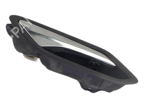 Used Front right interior door handle Front right interior door handle 37431743 37431743