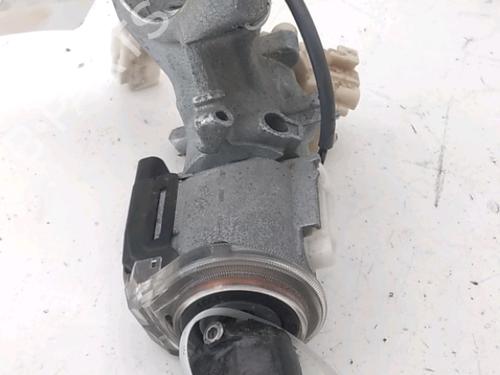 ignition-barrel-toyota-rav-4-ii-_a2_-2000-2001-2002-2003-2004-2005-36344417 main image