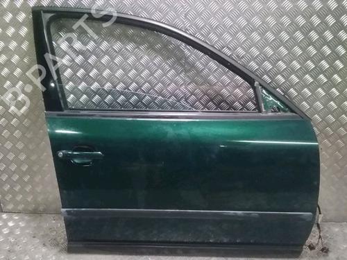 Used Right front door VW PASSAT B3/B4 Variant (3A5, 35I) [1988-1997]  23181233