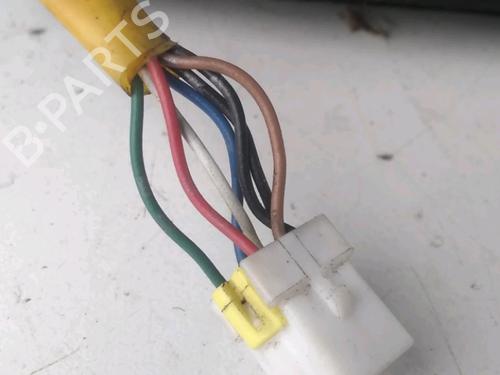 Used Left mirror Left mirror MITSUBISHI PAJERO III (V7_W, V6_W) 3.2 Di-D (V68W) (160 hp) 33562501 33562501