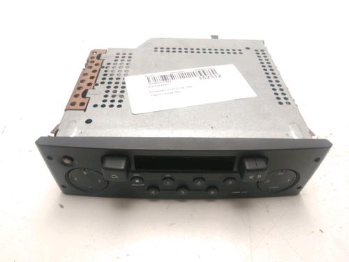 Used Radio RENAULT CLIO II (BB_, CB_) 1.4 16V (B/CB0P, BB13) (98 hp) 22399646