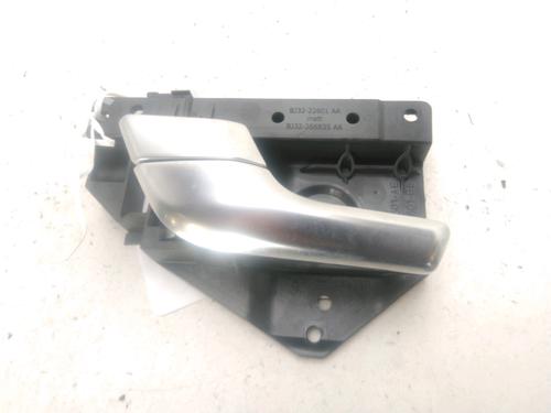Used Rear left interior door handle LAND ROVER RANGE ROVER EVOQUE (L538) 2.2 D 4x4 (190 hp) 28331313