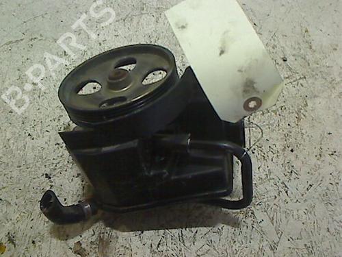 Used Steering pump PEUGEOT 308 I (4A_, 4C_) 1.6 HDi (109 hp) 15749419