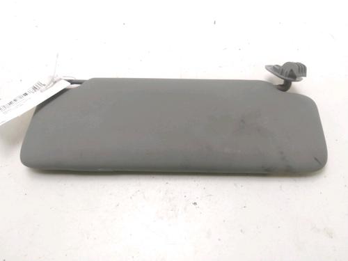 left-sun-visor-renault-clio-ii-bb_-cb_-15-dci-bcb07-8200249085-1998-1999-2000-2001-2002-2003-2004-2005-2006-2007-2008-2009-2010-2011-2012-2013-2014-2015-2016-20927152 main image