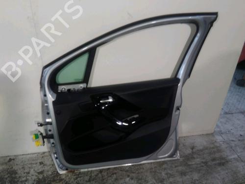 Used Right front door Right front door PEUGEOT 208 I (CA_, CC_) 1.4 HDi (68 hp) 33947509 33947509