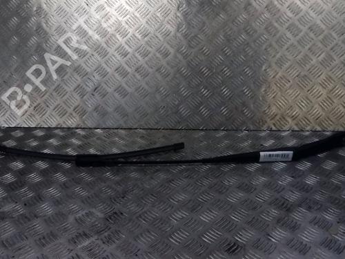 Used Front windshield wiper arm LAND ROVER FREELANDER 2 (L359) 2.2 TD4 4x4 (160 hp) 14902995