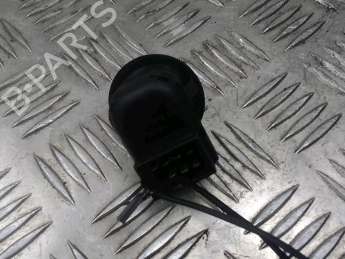 Used Left front window switch FORD KA (RB_) 1.3 i ROCAM (70 hp) 16997845