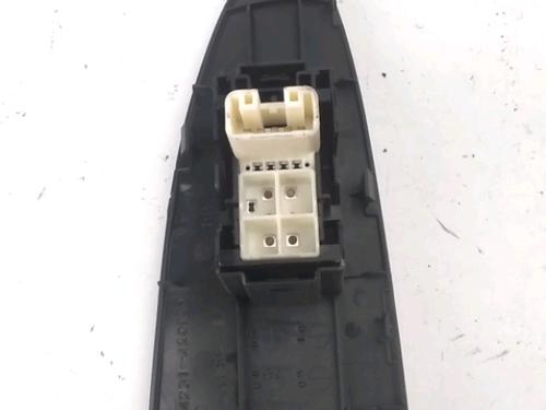 Switch TOYOTA RAV 4 III (_A3_) 2.2 D 4WD (ALA30_, ALA30R) | BP36820593I30 - Image 2