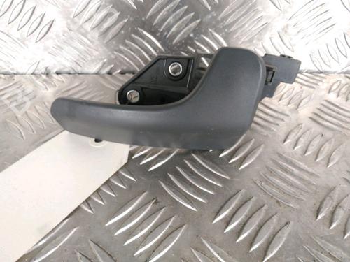Used Front right interior door handle Front right interior door handle 14964216 14964216