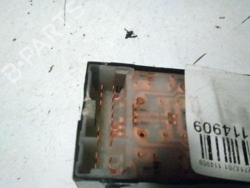 Used Left front window switch NISSAN MICRA III (K12) [2002-2010]  23181420