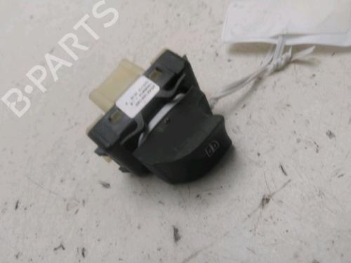 Used Left rear window switch RENAULT CAPTUR I (J5_, H5_) 0.9 TCe 90 (90 hp) 29578099