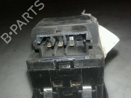 Used Left front window switch Left front window switch PEUGEOT 206 Hatchback (2A/C) 1.9 D (69 hp) 23181413 23181413